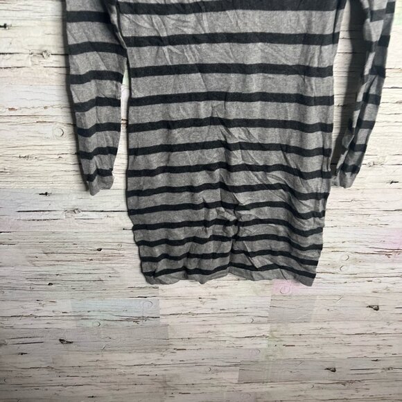 Banana republic gray  sweater dress size xs - Picture 2 of 9